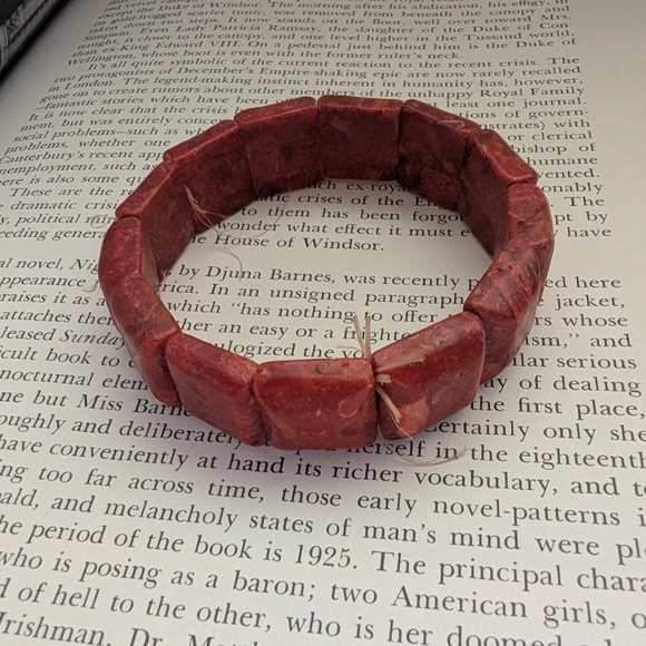 Red Beaded Stretch Bracelet - Picture 1 of 9